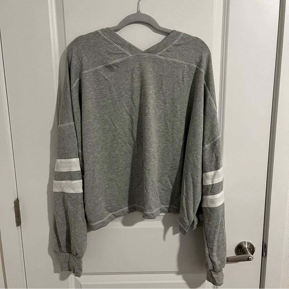 NEW Altar’d State AS Revival Gray Cropped Sweatshirt Size 3XL NWT - Picture 7 of 7